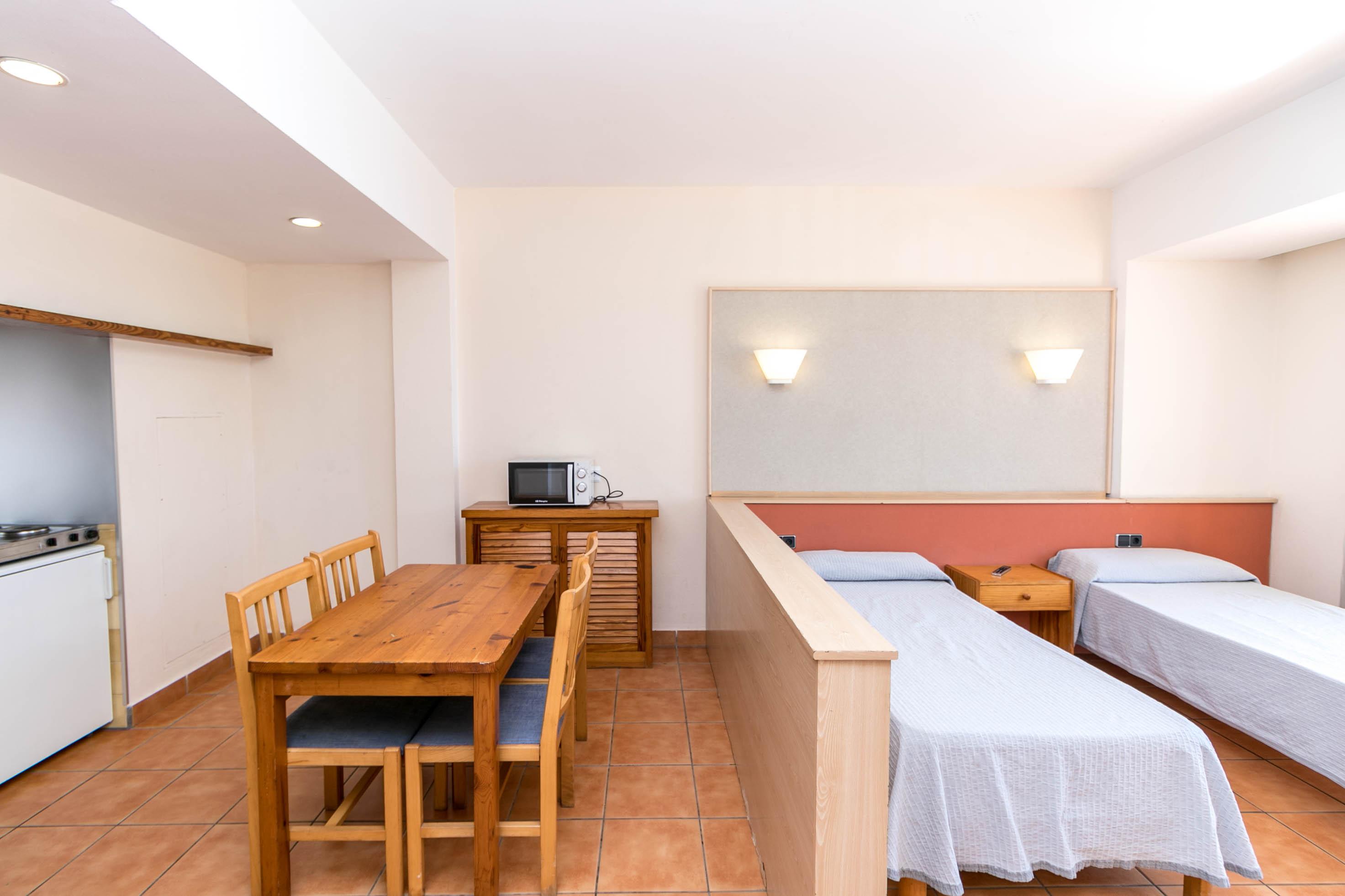 The White Apartments (Adults Only) San Antonio Abad Exterior foto